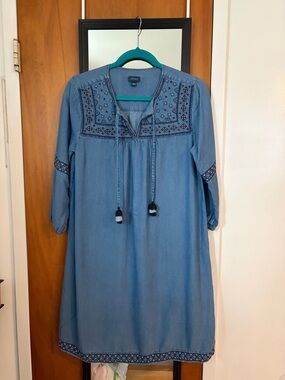 J. Jill Light Blue Embroidered Tunic Dress